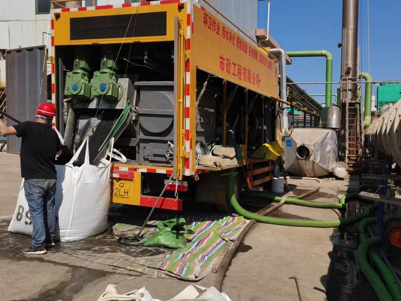 西乌珠穆沁淤泥压干处理